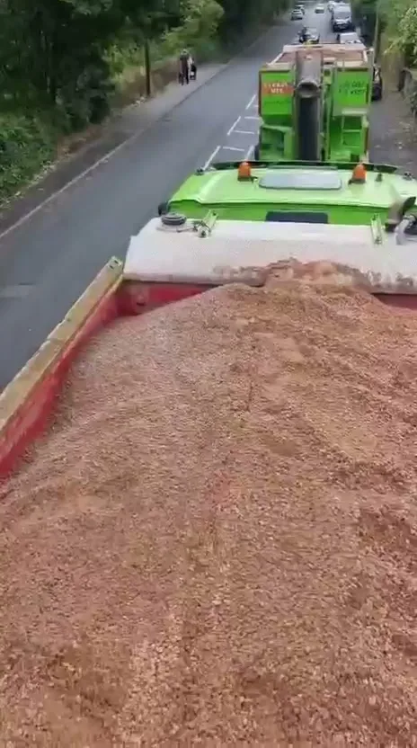 Barrow Mix pumping concrete on a Sunday out-of-hours job in Bolton